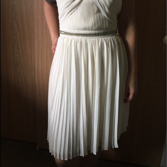Laundry by Design cream pleated cocktail dress - Picture 2 of 8